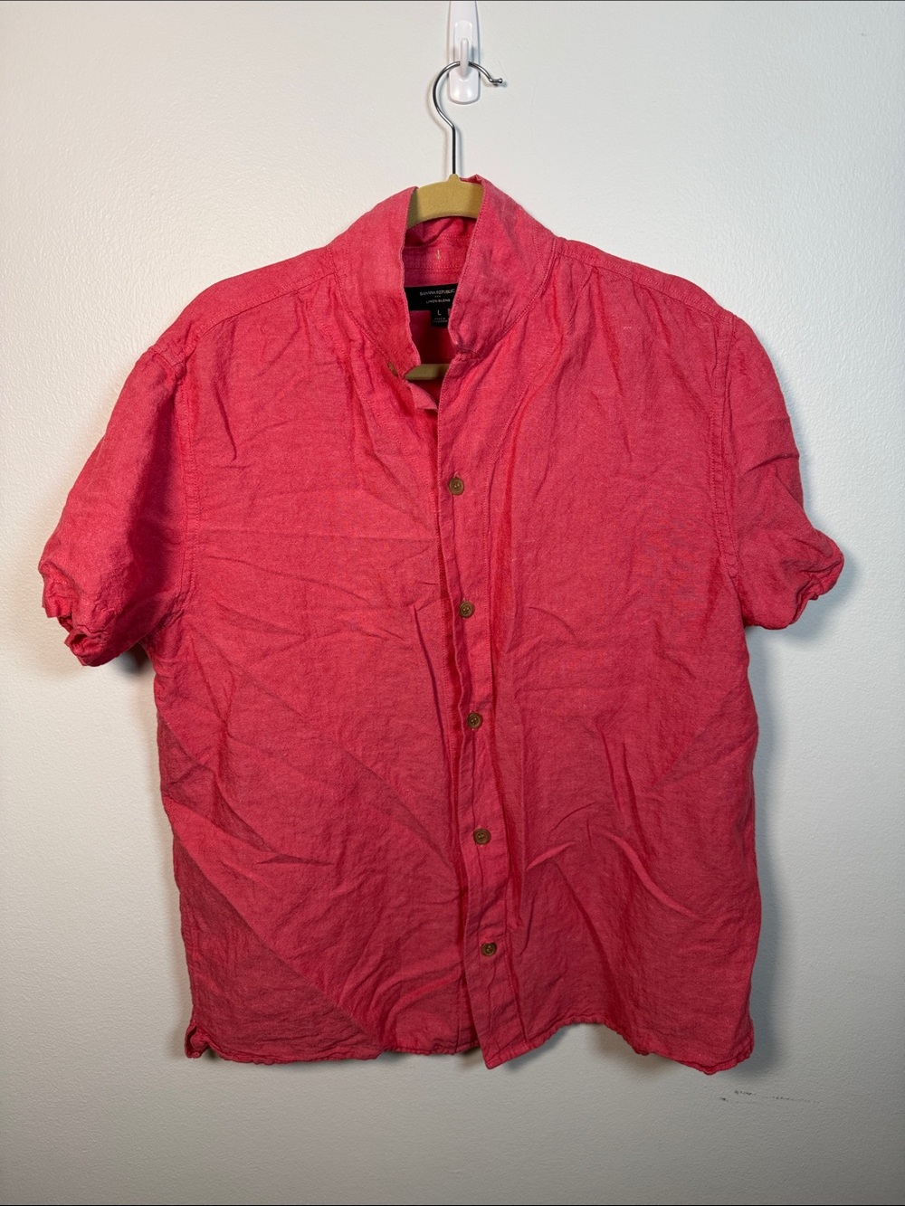 Banana Republic Factory Short-Sleeve Button-Down Shirt - Coral Large